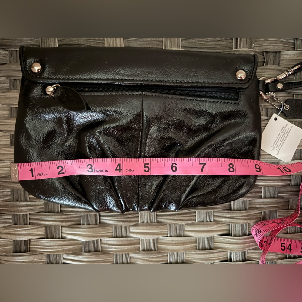 NWT Coach Black Patent Leather Wristlet Clutch Bag w/ Card Slots & Blue Lining - Picture 7 of 11